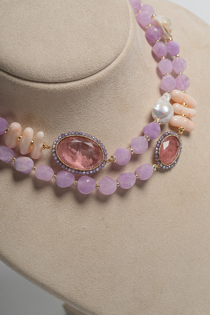 SICYLUI - COLLANA LUNGA CORALLO ROSA E CRISTALLO DI ROCCA ROSA CON PERLE