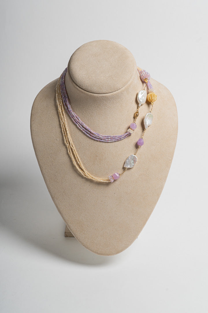 SICYLUI - COLLANA LUNGA CON ZIRCONI GIALLI E LILLA CON PERLE SCARAMAZZE