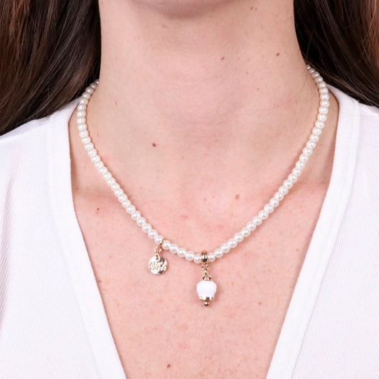 AMO CAPRI - COLLANA PERLE E CAMPANELLA MINI BIANCA