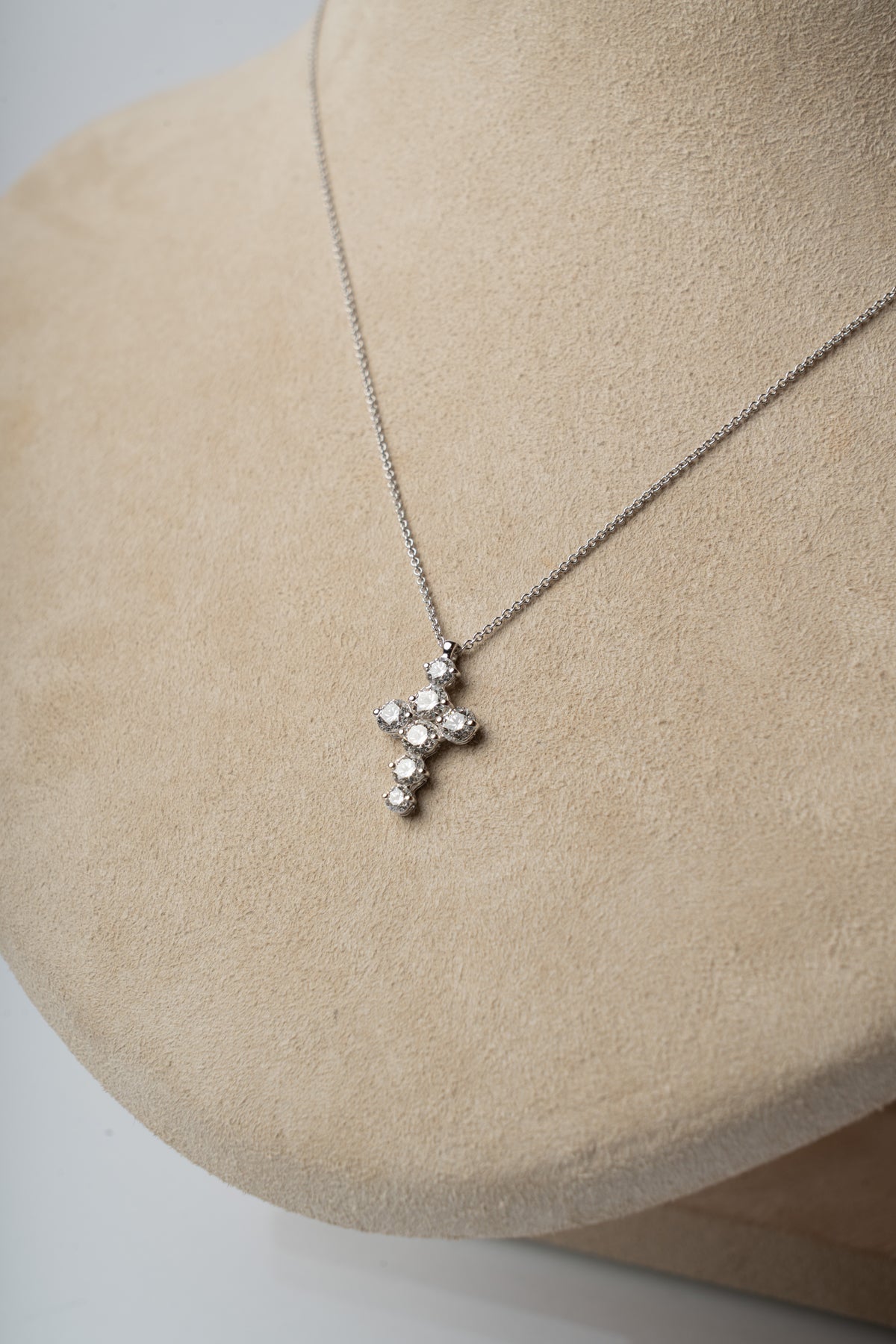 LEO PIZZO - COLLANA CROCE IN DIAMANTI E ORO BIANCO