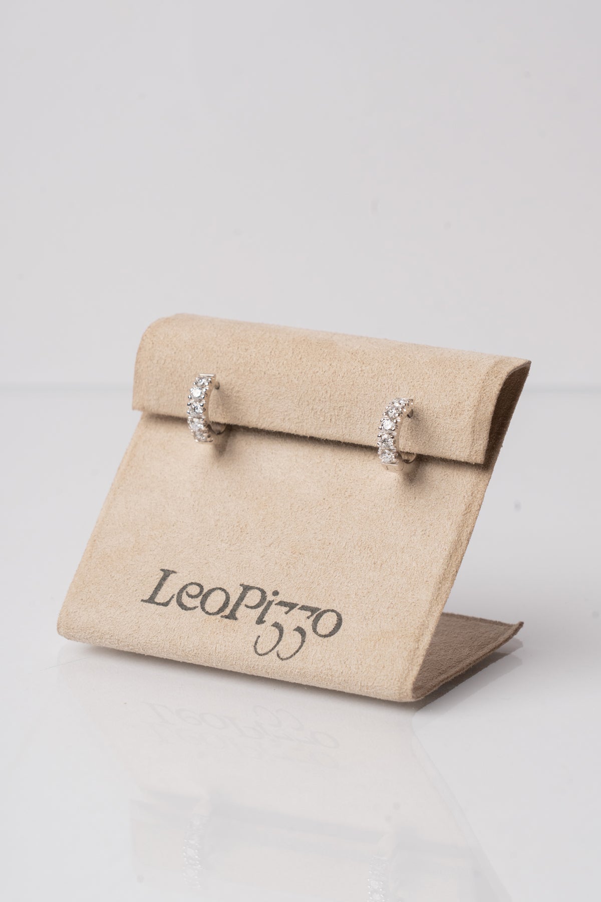 LEO PIZZO - ORECCHINI PICCOLI CERCHI IN ORO BIANCO E DIAMANTI