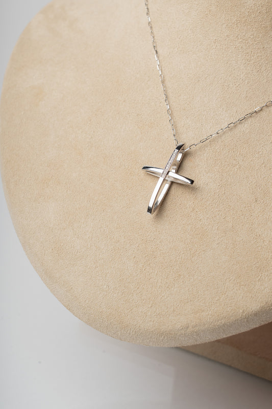 TRAMONTANO - COLLANA CROCE IN DIAMANTI E ORO BIANCO