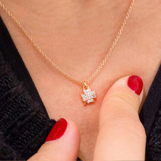 COLLANA GIROCOLLO ARGENTO DORATO CON PENDENTE QUADRIFOGLIO PAVE' ZIRCONI