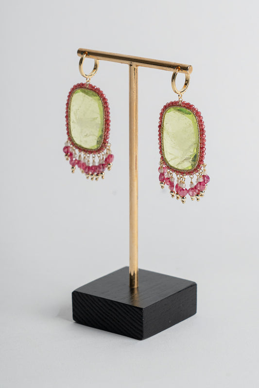SICYLUI - ORECCHINI PENDENTI IN ARGENTO DORATO CON ZIRCONI VERDE LIME E FUCSIA