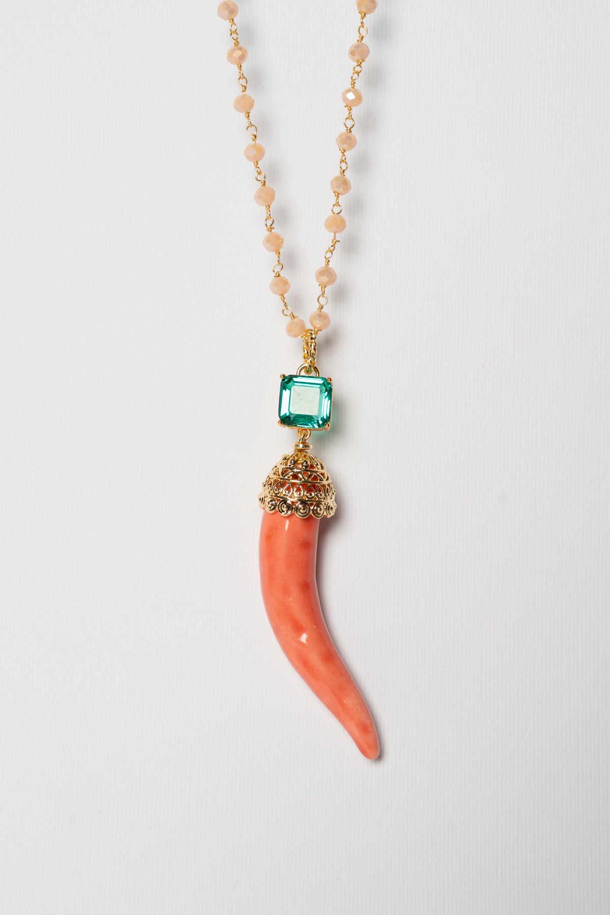 SICYLUI - COLLANA CORNO IN CERAMICA SALMONE CON CRISTALLO CENTRALE TIFFANY