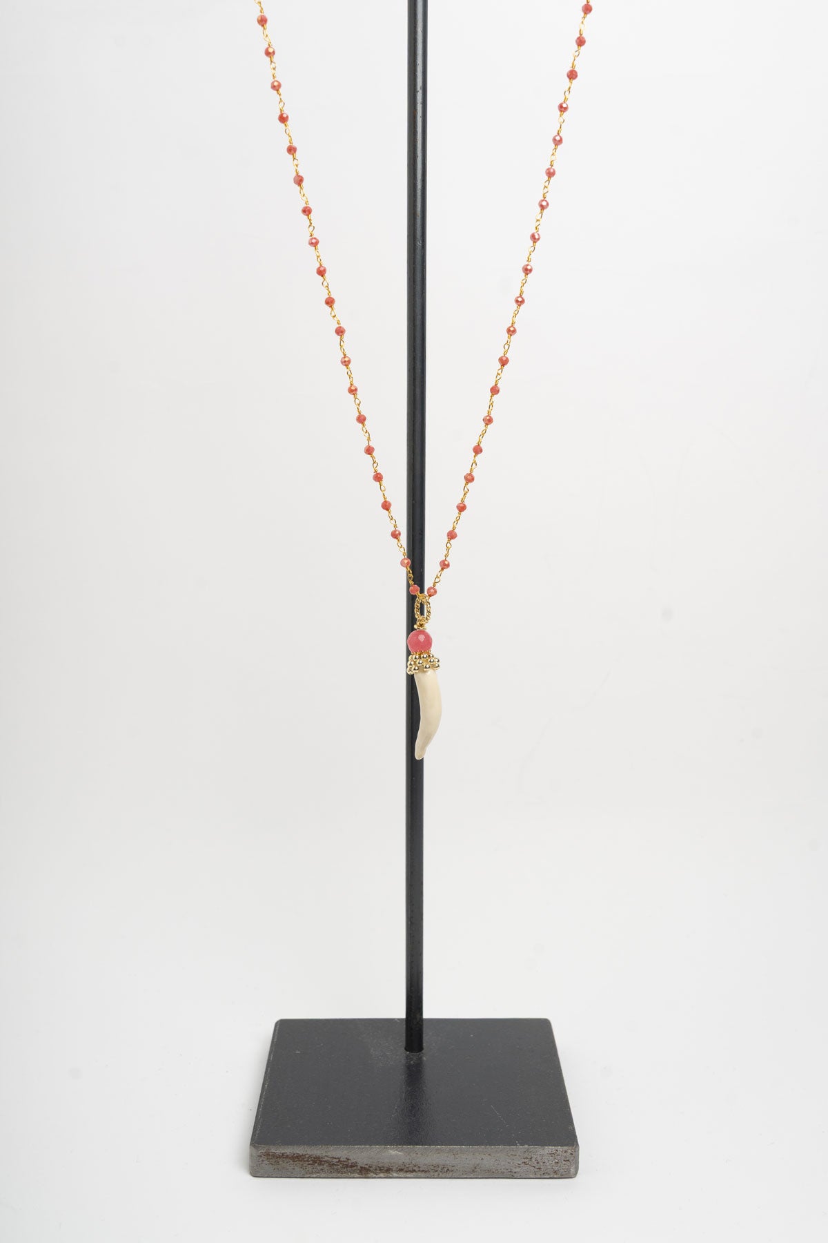 SICYLUI - COLLANA CORNO PICCOLO IN CERAMICA BEIGE