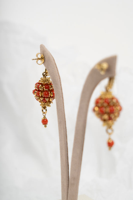 SOARA - ORECCHINI PENDENTI CORALLO E ARGENTO DORATO