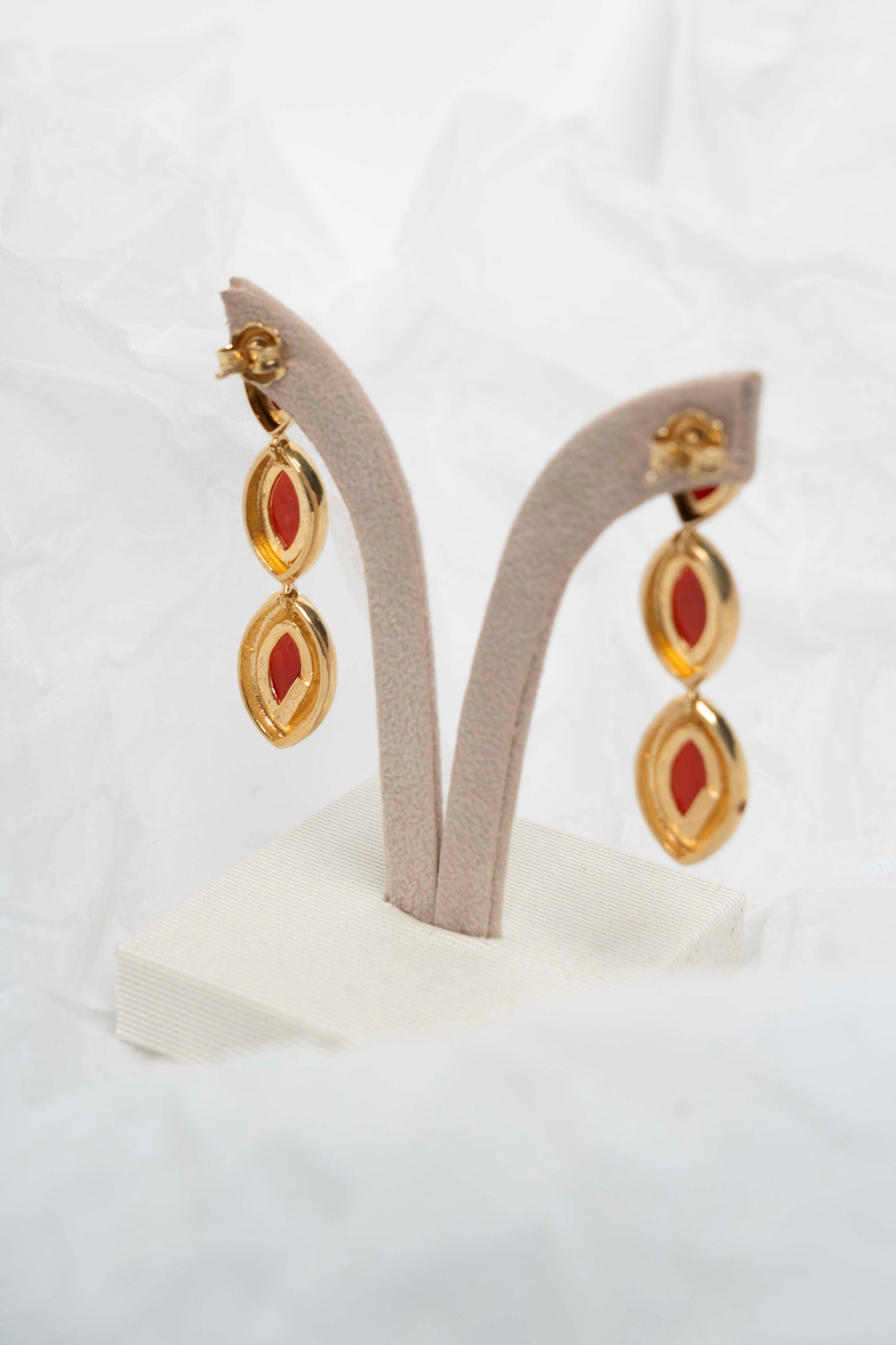 SOARA - ORECCHINI PENDENTI IN CORALLO