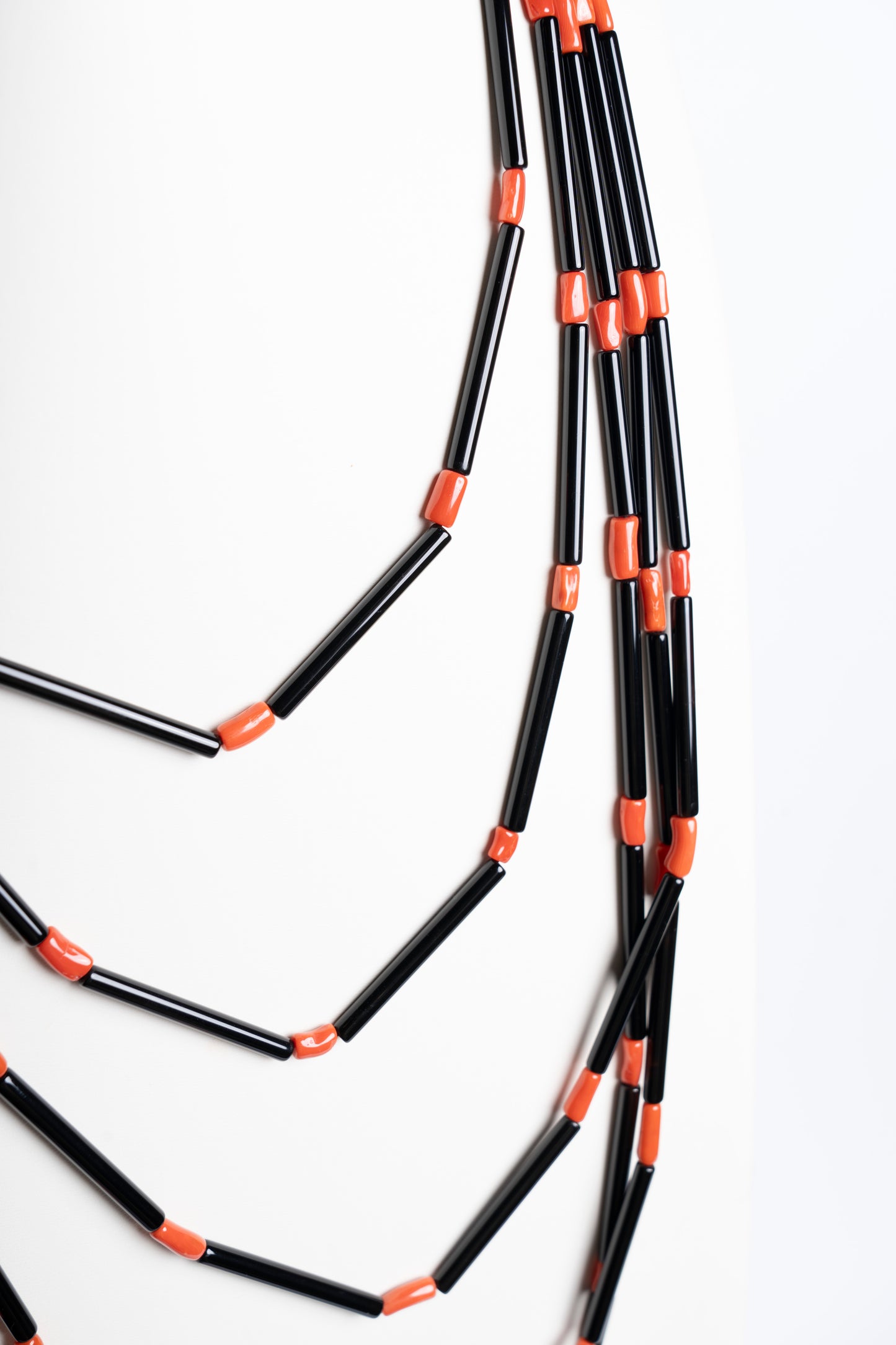 COLLANA MULTIFILI ONICE E CORALLO