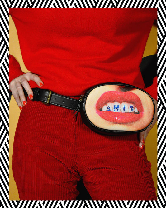 MARSUPIO TOILETPAPER SHIT