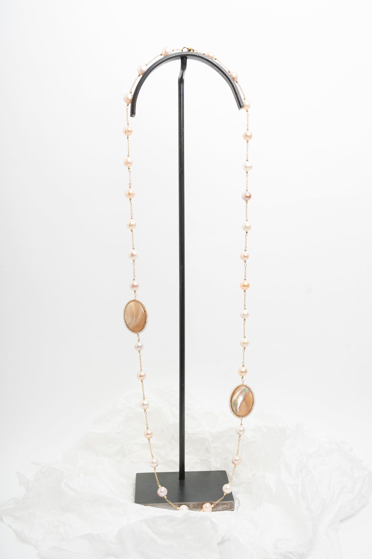 SICYLUI - COLLANA CON PERLE DI FIUME E MADREPERLA