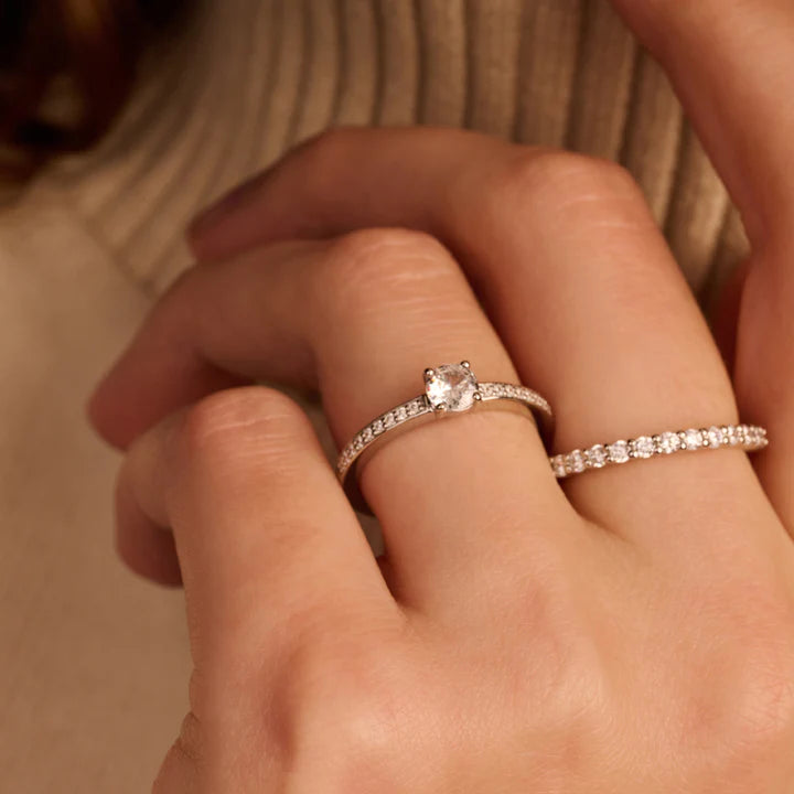 TI SENTO - ANELLO IN ARGENTO CON ZIRCONE CENTRALE E LATERALE
