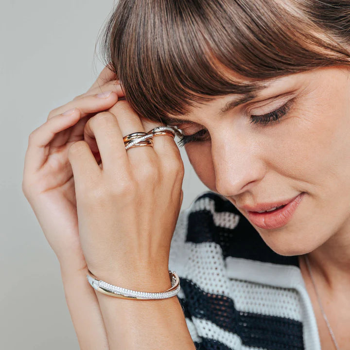 TI SENTO - ANELLO FASCIA IN ARGENTO RODIO, ROSE' E DORATO CON ZIRCONI BIANCHI