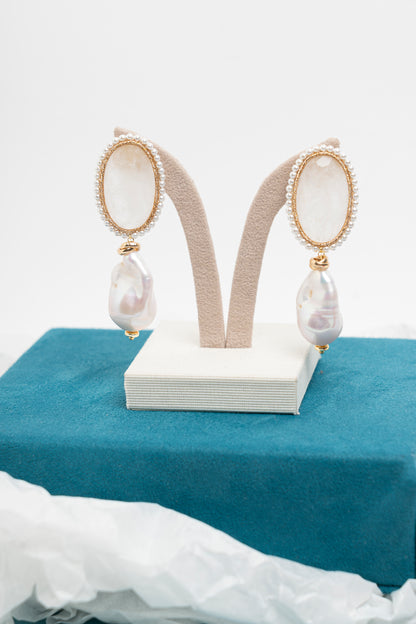 SICYLUI - ORECCHINI PENDENTI CON PERLA SCARAMAZZA