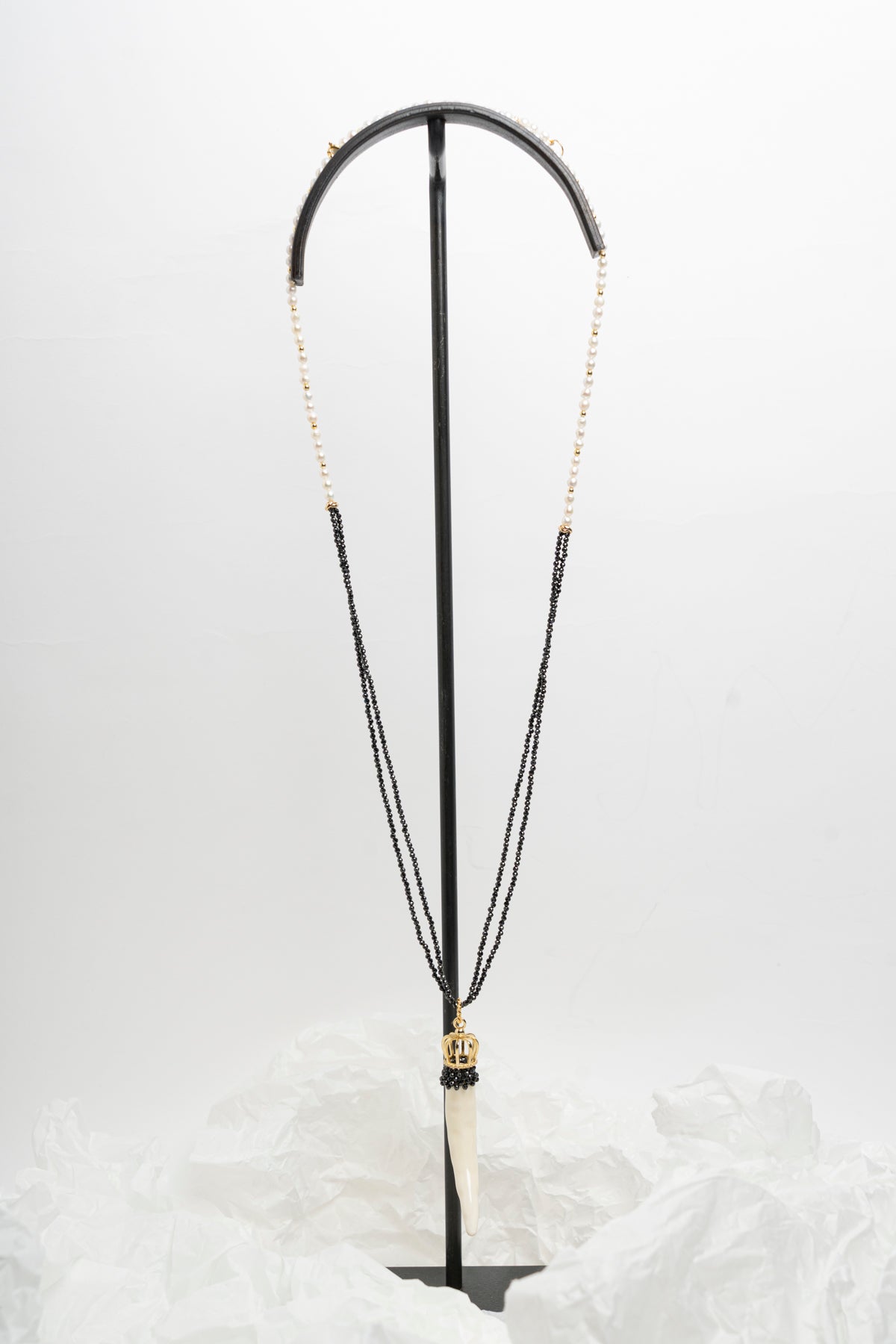 SICYLUI - COLLANA CORNO GRANDE IN CERAMICA PANNA E NERO CON DOPPIA CATENA