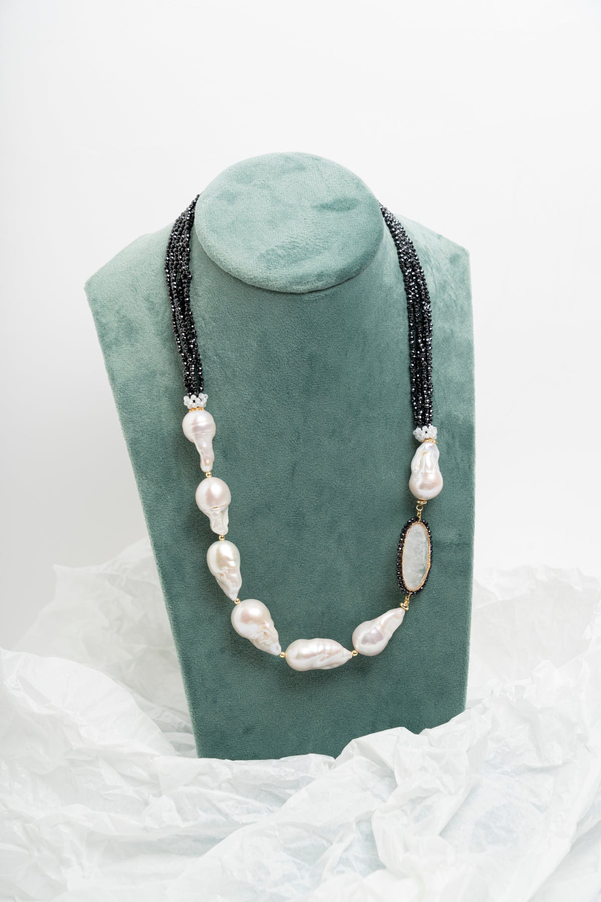 SICYLUI - COLLANA CON PERLE SCARAMAZZE E ZIRCONI