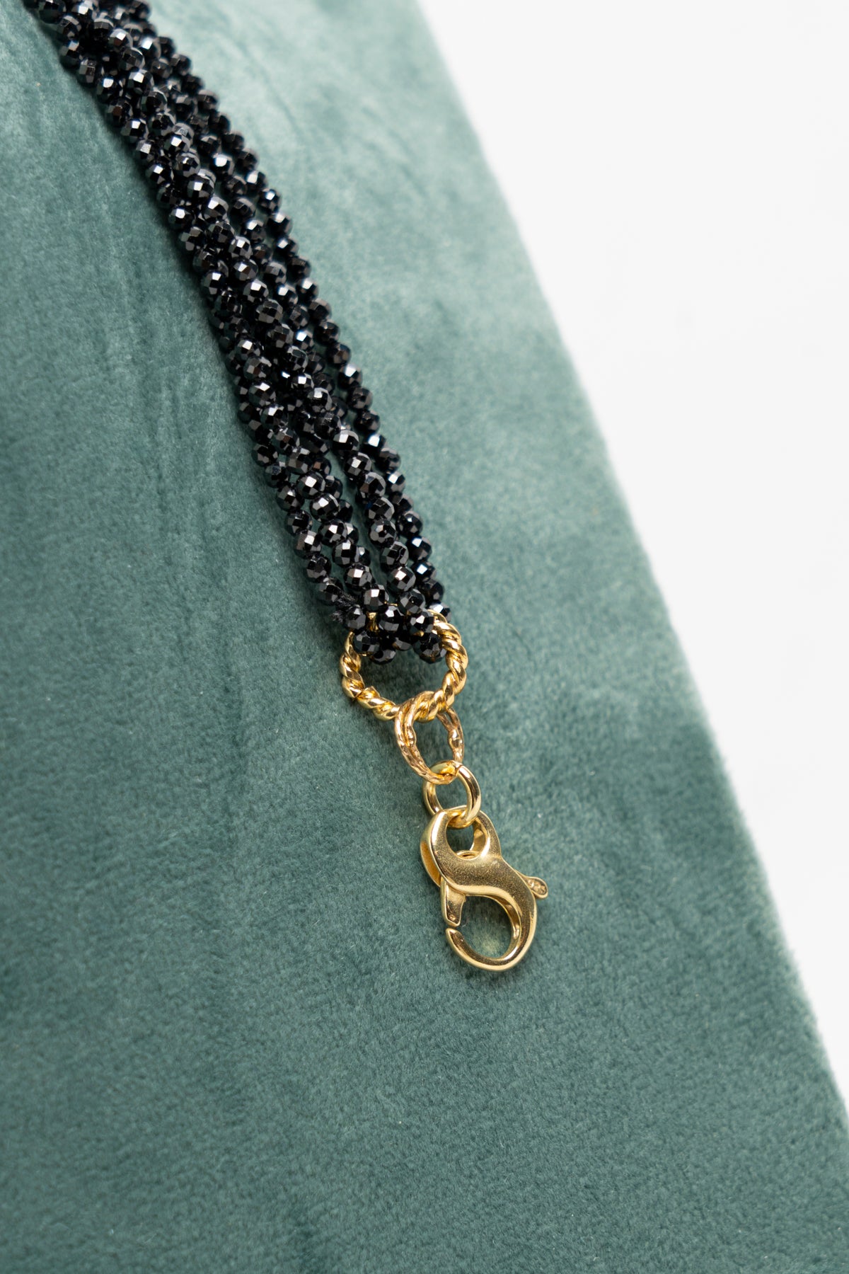 SICYLUI - COLLANA CON PERLE SCARAMAZZE E ZIRCONI