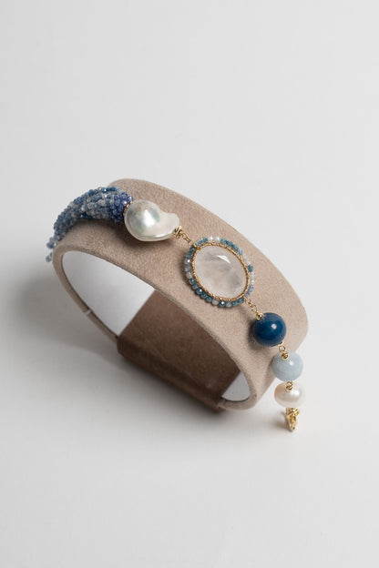 SICYLUI - BRACCIALE CON CRISTALLO DI ROCCA BIANCO ZIRCONI BLU E PERLE SCARAMAZZE