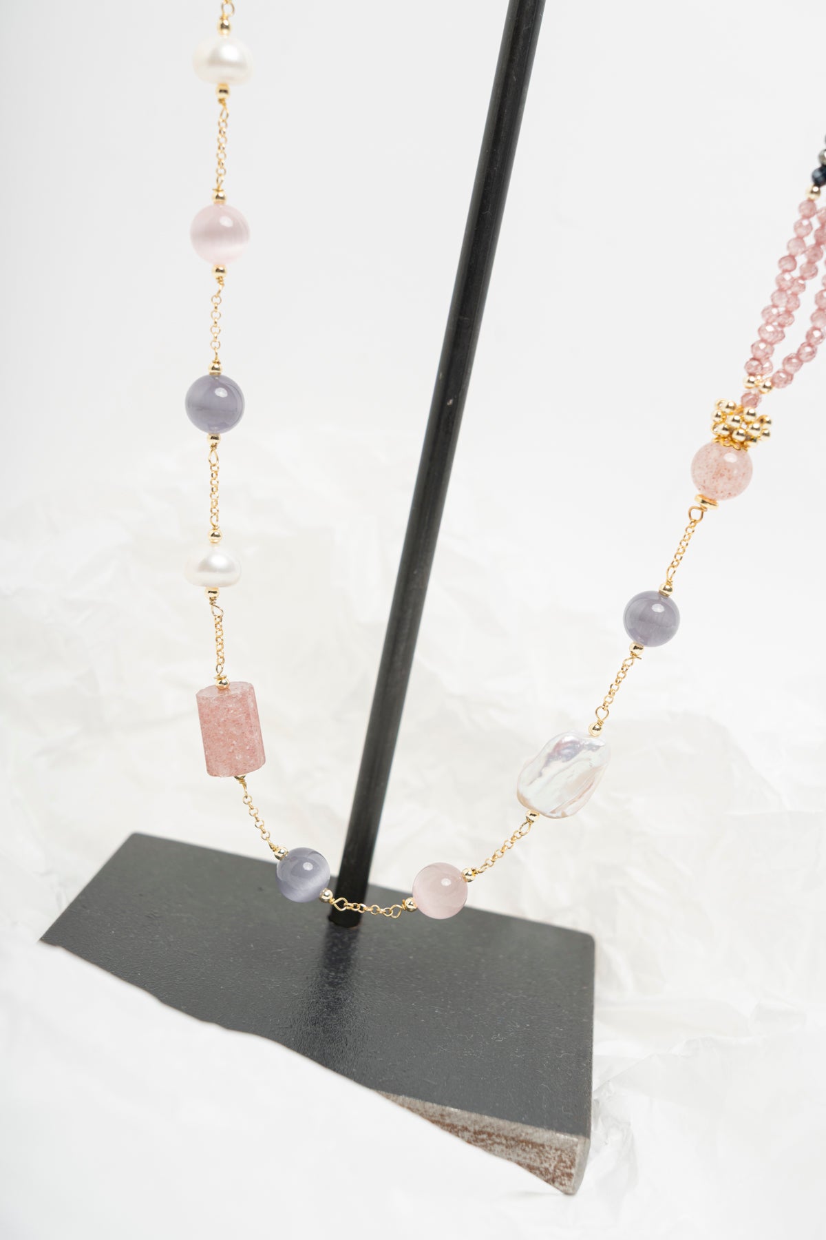 SICYLUI - COLLANA CON ZIRCONI ROSA OVALI, GIADA E PERLE