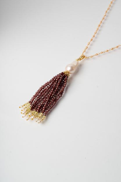 SICYLUI - COLLANA CON NAPPA IN CRISTALLI BURGUNDI E VERDI E PERLA BAROCCA