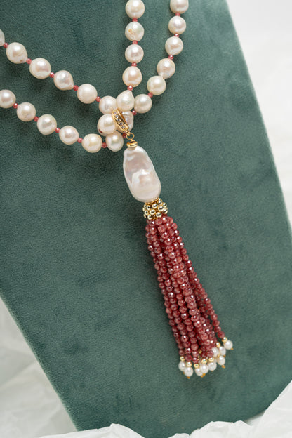 SICYLUI - COLLANA CON PERLE DI FIUME E NAPPA IN ZIRCONI ROSSO RUBINO