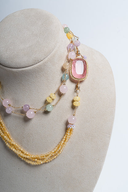 SICYLUI - COLLANA LUNGA CON AGATA NUANCE PASTELLO E CRISTALLO DI ROCCA ROSA