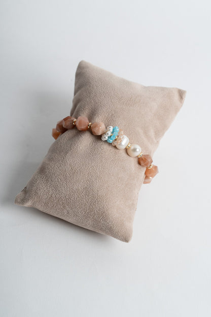 SICYLUI - BRACCIALE ELASTICO CON PIETRA DEL SOLE E PERLE