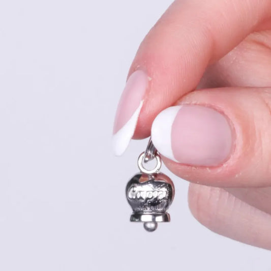 AMO CAPRI - CHARM CAMPANELLA IN ACCIAIO SCRITTA CAPRI