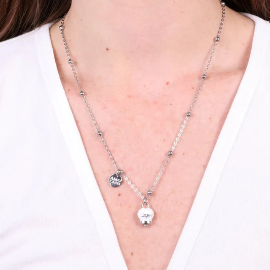 AMO CAPRI - COLLANA IN METALLO RODIO CAMPANELLA BIANCA SCRITTA CAPRI