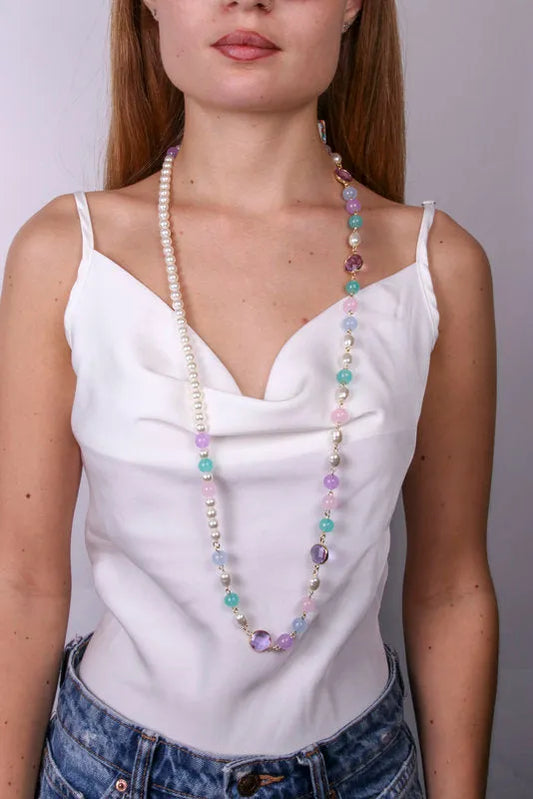 AMO VENEZIA - COLLANA IN METALLO CON PERLE BIANCHE E CRISTALLI MULTICOLOR