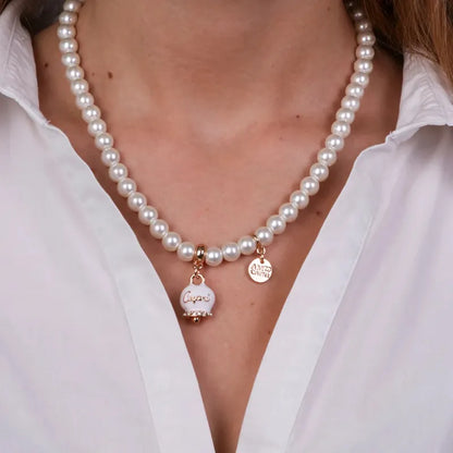 AMO CAPRI - COLLANA PERLE E CAMPANELLA BIANCA SCITTA CAPRI