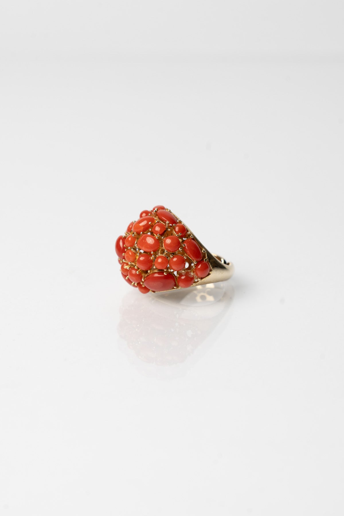 SOARA - ANELLO REGOLABILE ARGENTO DORATO E CORALLO