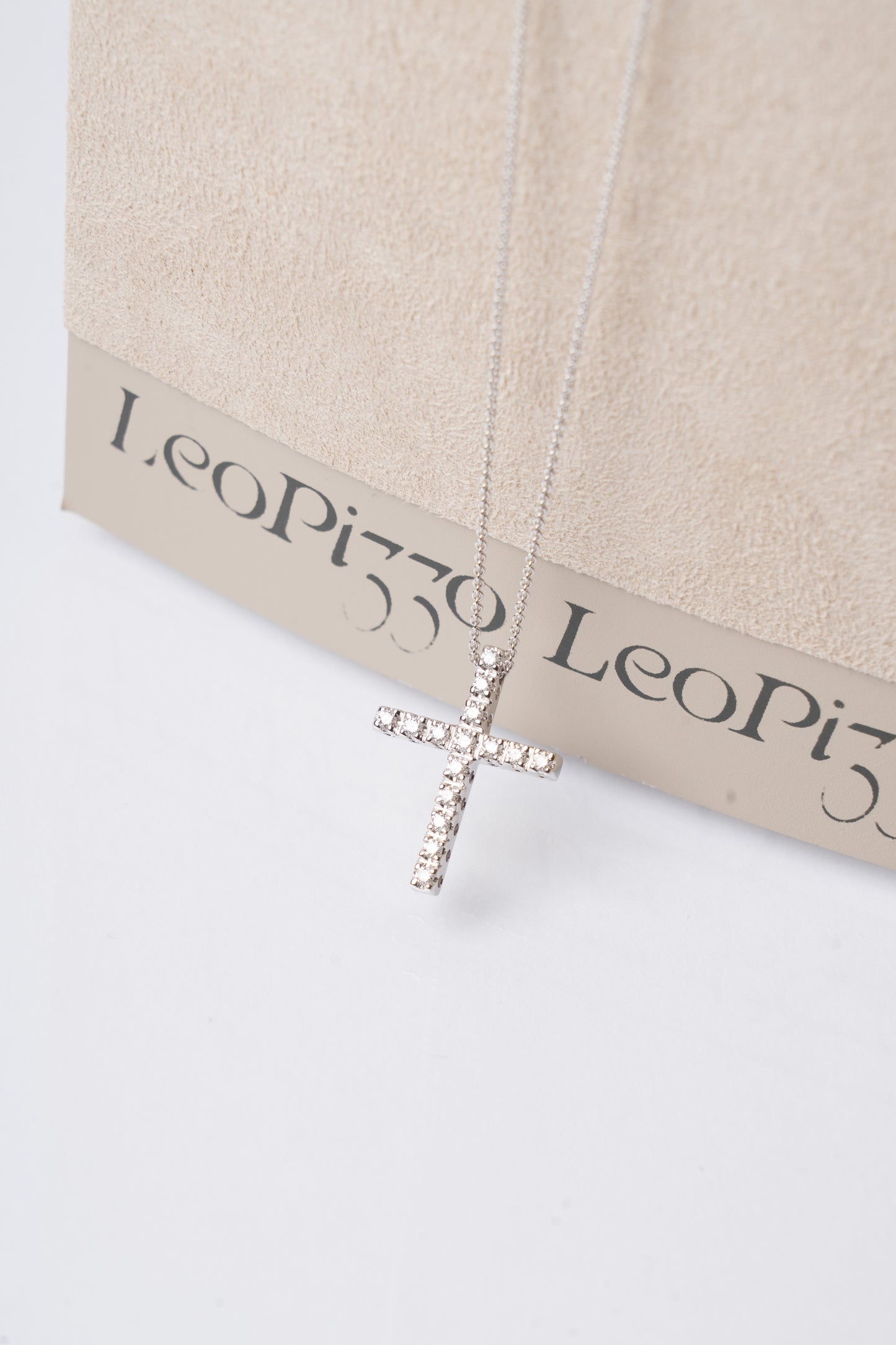 LEO PIZZO - COLLANA CROCE IN DIAMANTI E ORO BIANCO