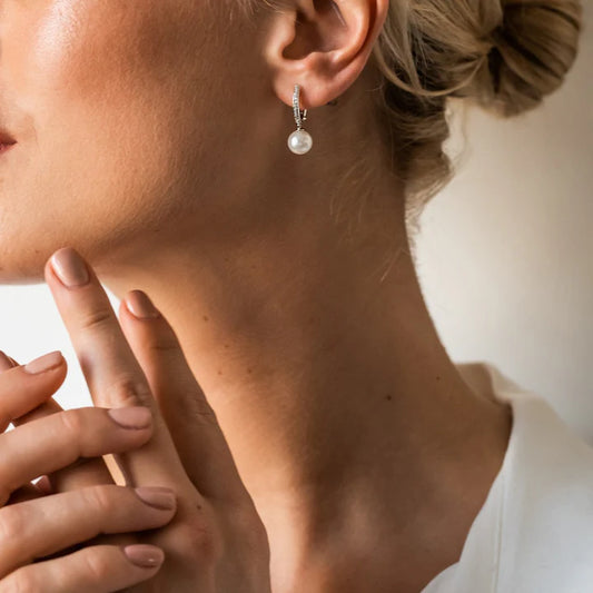 TI SENTO - ORECCHINI OVALI IN ARGENTO CON PAVE' DI ZIRCONI E PERLE DI CONCHIGLIA