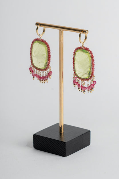 SICYLUI - GOLD-PLATED SILVER DROP EARRINGS WITH LIME GREEN AND FUCHSIA ZIRCONIA