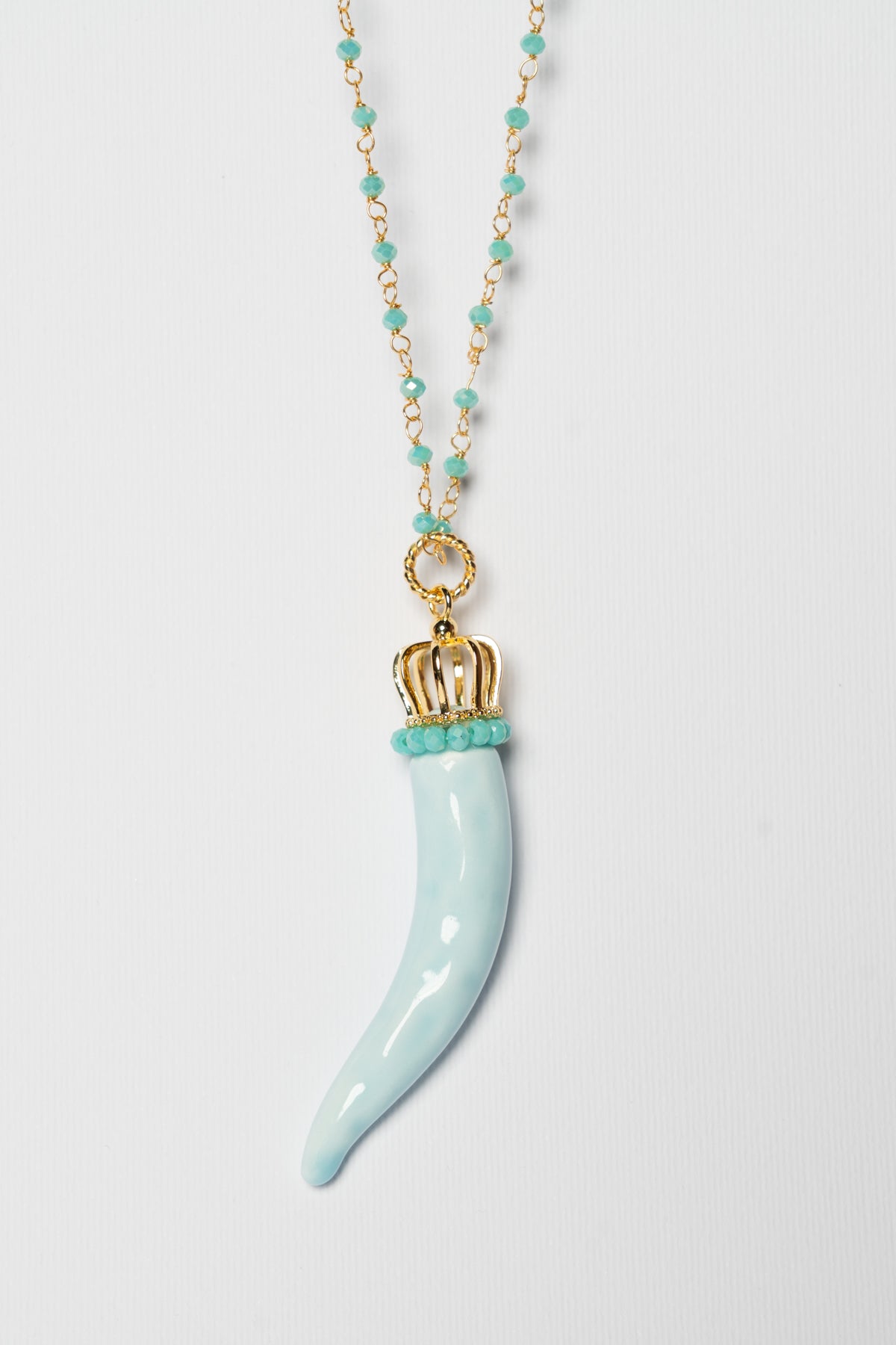 SICYLUI - COLLANA CORNO IN CERAMICA POLVERE CON CORONA E CORALLINI TIFFANY