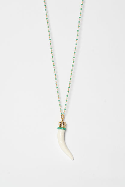 SICYLUI - COLLANA CORNO IN CERAMICA BIANCA CON CORONA E CORALLINI TIFFANY