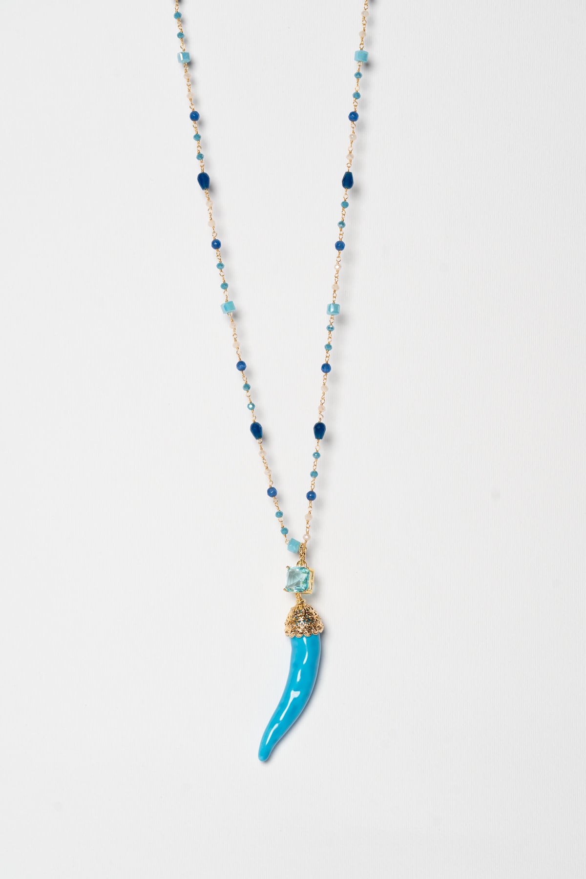 SICYLUI - COLLANA CORNO IN CERAMICA TURCHESE CON CRISTALLO CENTRALE CELESTE