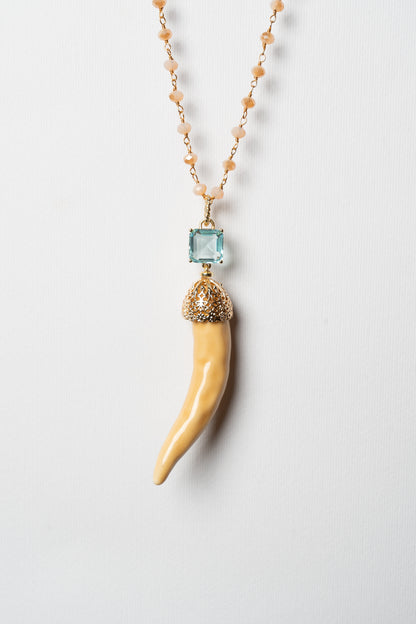 SICYLUI - AMBER CERAMIC HORN AND AQUAMARINE CRYSTAL NECKLACE