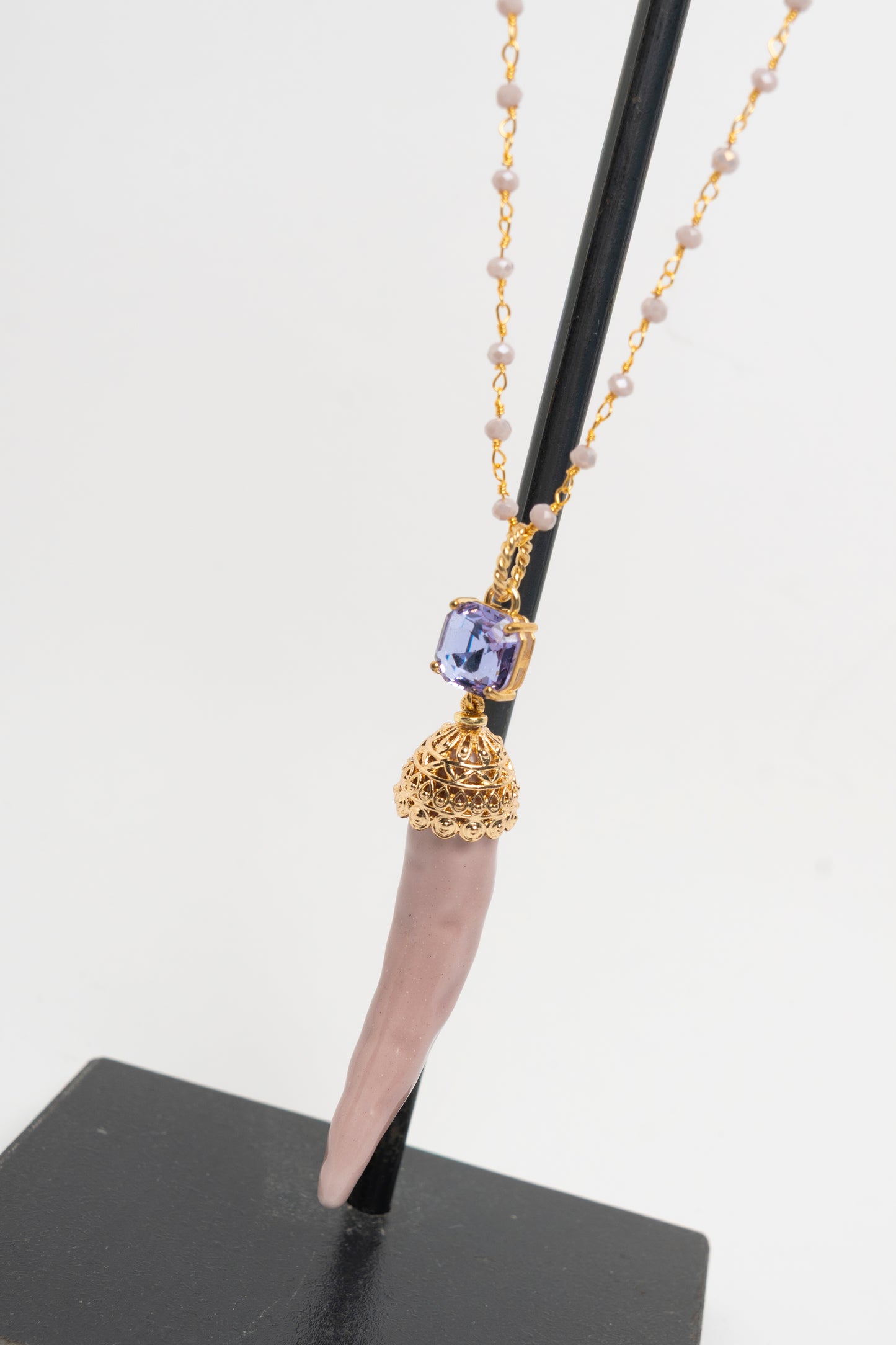 SICYLUI - COLLANA CORNO IN CERAMICA CIPRIA E CRISTALLO LILLA