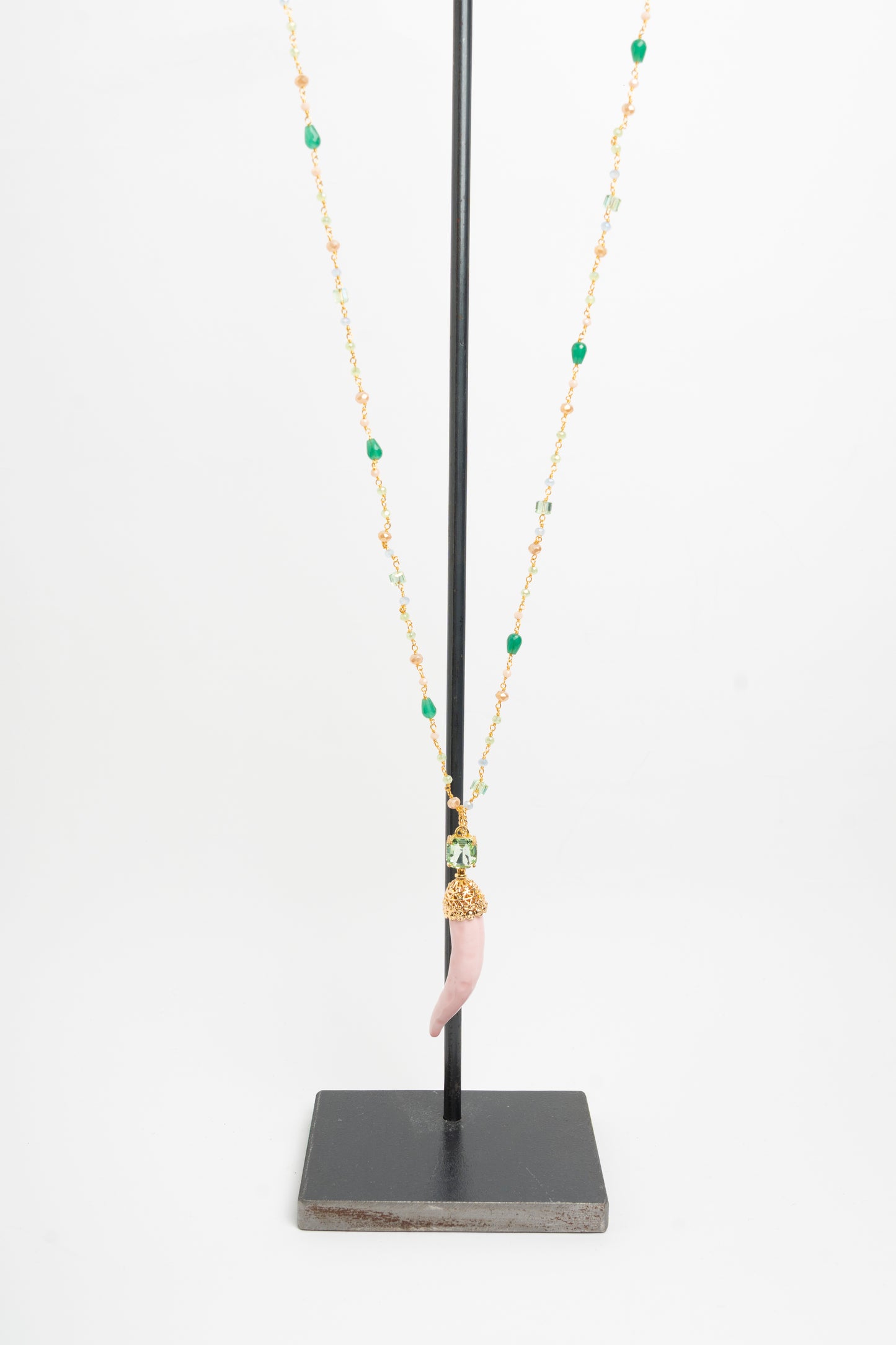 SICYLUI - COLLANA CORNO IN CERAMICA CIPRIA E CRISTALLO VERDE