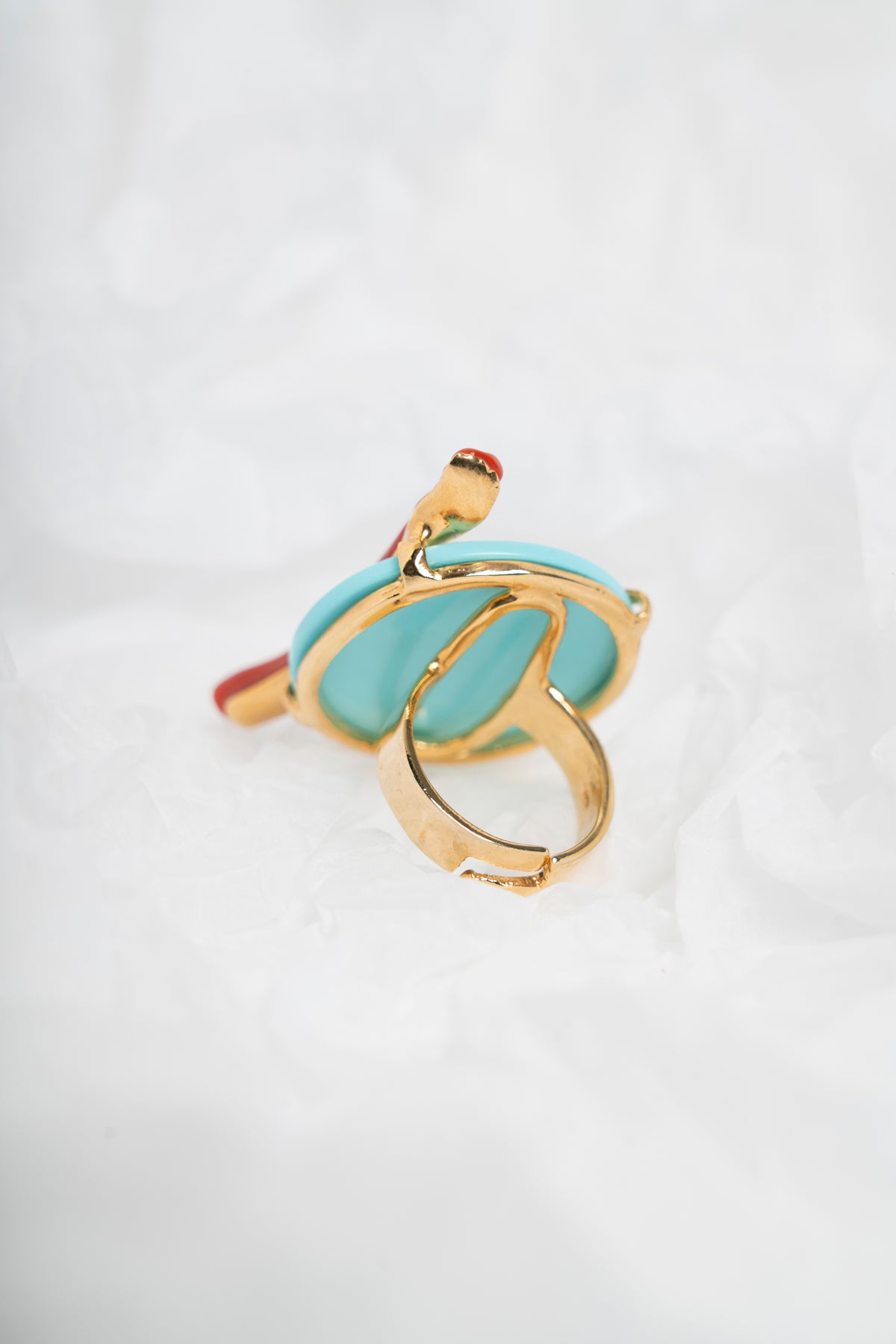 SOARA - ANELLO IN ARGENTO DORATO CON DISCO IN PASTA DI TURCHESE E CORALLO