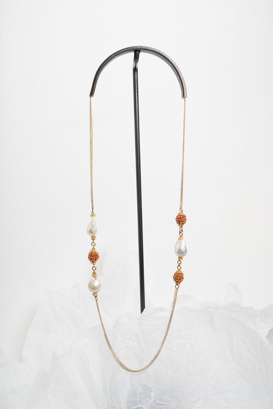 SOARA -  COLLANA IN ARGENTO DORATO CON CORALLO E PERLE BAROCCHE