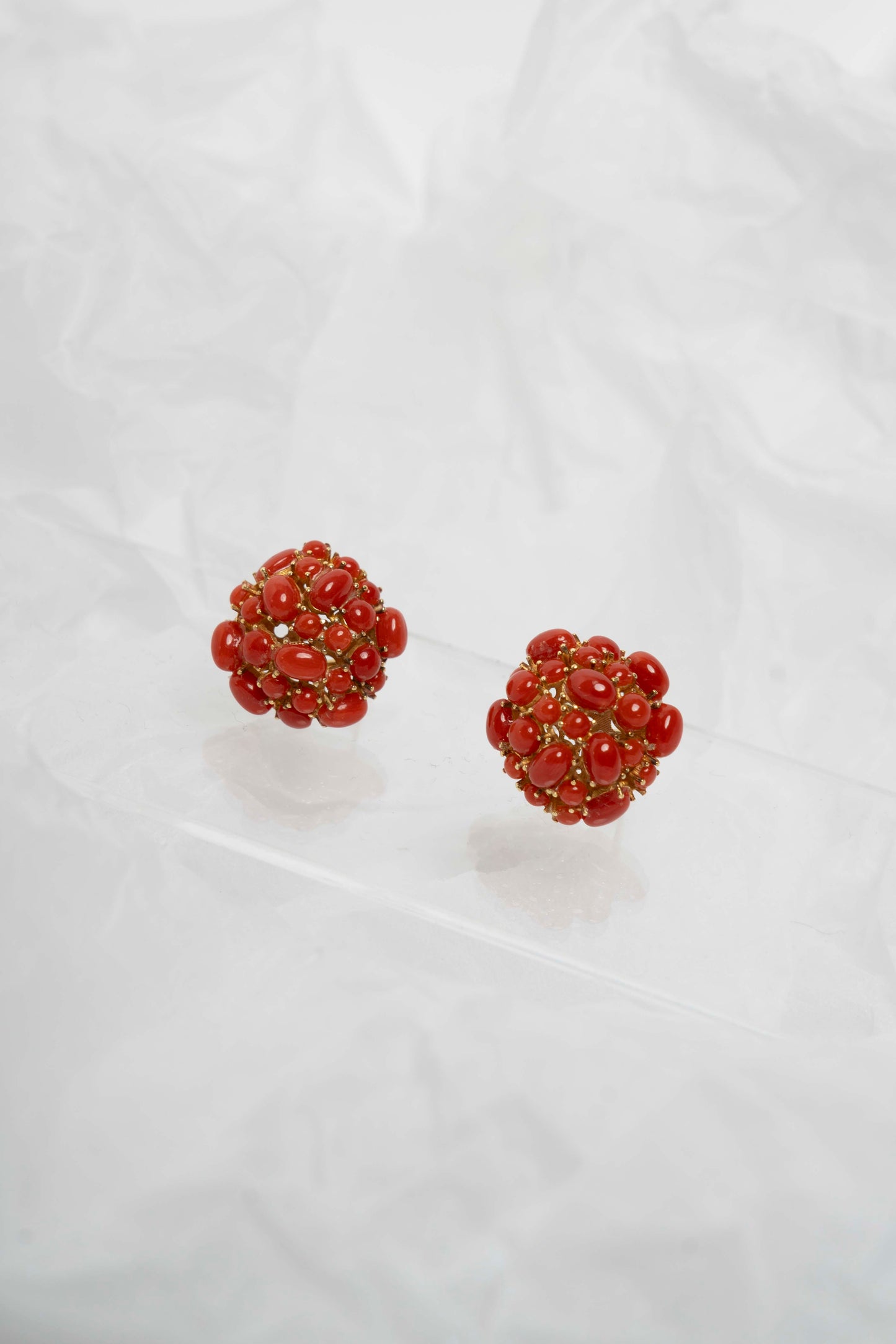 SOARA - ORECCHINI BOTTONE IN CORALLO