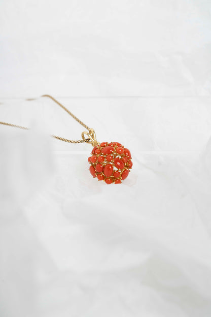 SOARA - COLLANA CON PENDENTE TONDO IN CORALLO