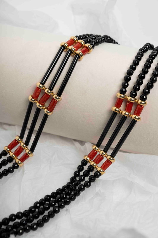 SOARA - COLLANA TRE FILI IN ONICE E CORALLO