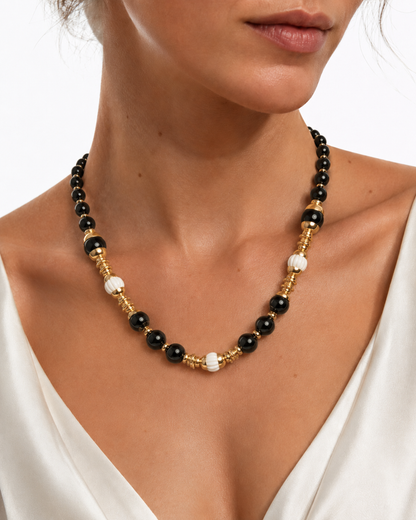 PABLO - GOLD-PLATED BRASS NECKLACECORAL AND WHITE POLYMER