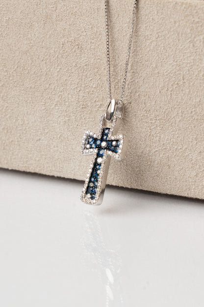 DI SARNO - COLLANA IN ORO BIANCO CON CROCE DI ZAFFIRI E DIAMANTI